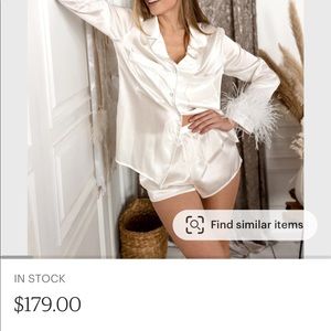 TheRobeUA White Silk Feathered Bride Bridal Getting Ready Pajama Set, Large